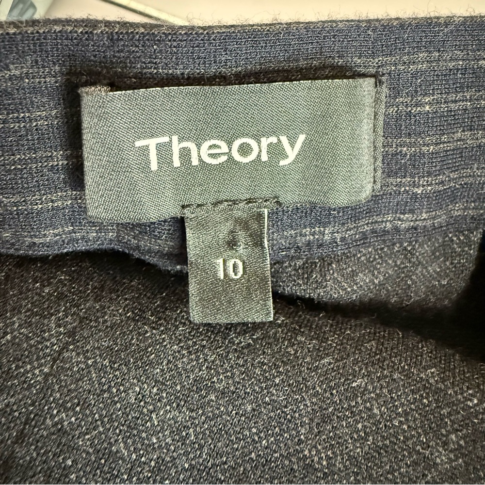 Theory Treeca Fairfield Knit Pinstripe Ankle Pants Women's Size 10 - Picture 9 of 14